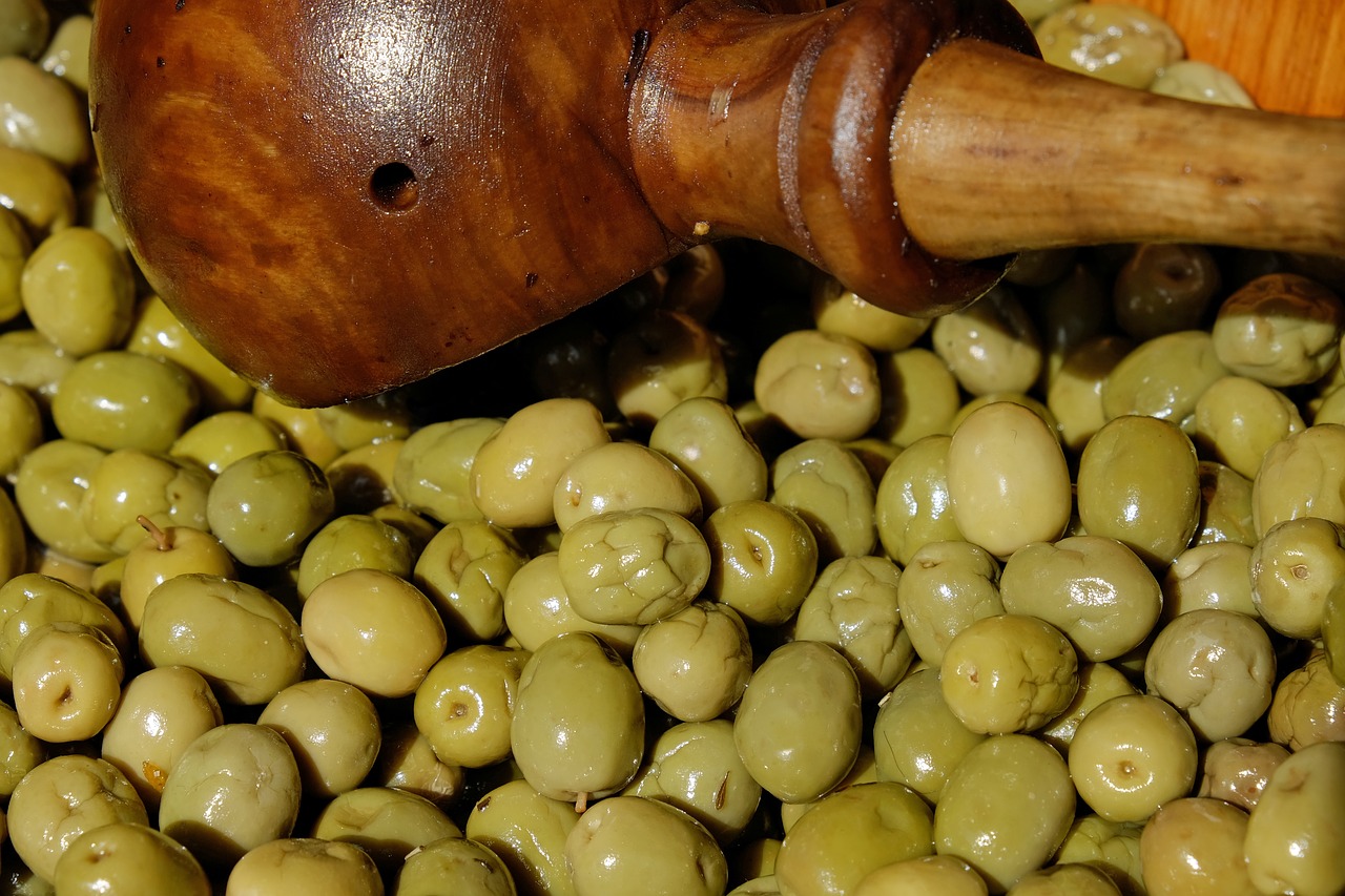 Why it s worth eating olives